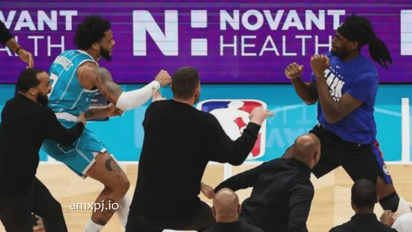 澳门新葡京深度解析 - 必遭严惩！多人预计斯图尔特禁赛10场 考辛斯｜该禁赛20-25场