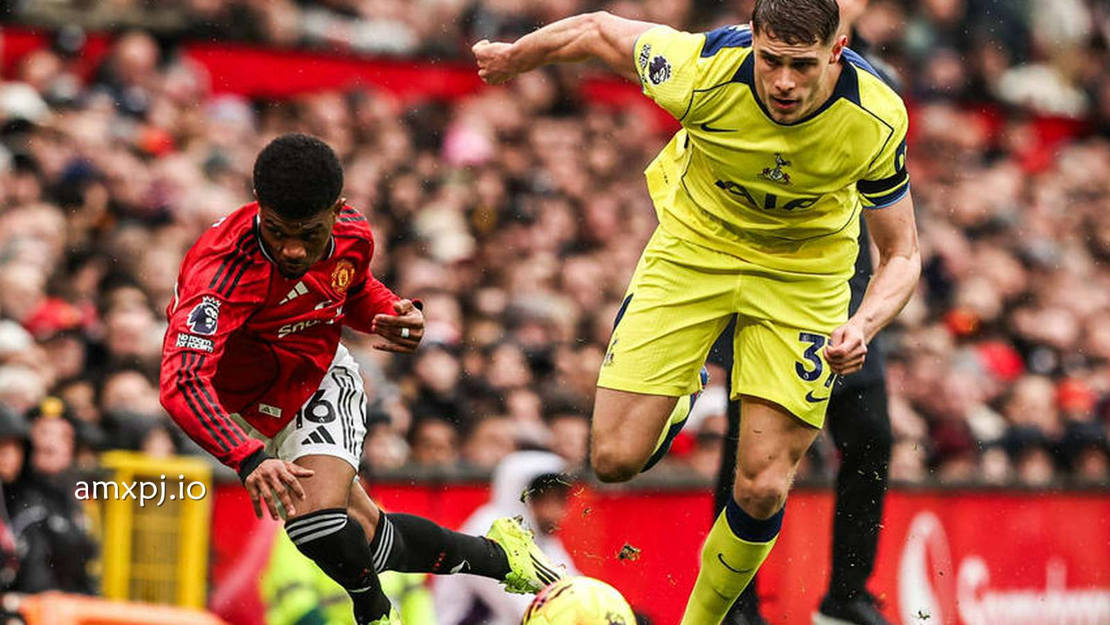 澳门新葡京热点资讯 - 比赛日｜曼联强拆“自爆”式热刺 卡里克早来俩月可争冠？