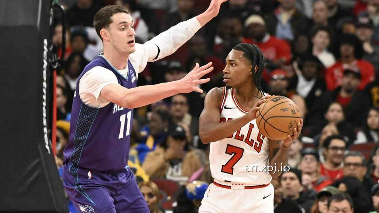 澳门新葡京行业洞察:布泽利斯32分米勒23分 公牛不敌黄蜂10连败